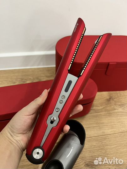 Выпрямитель dyson HS03 red утюжок красный