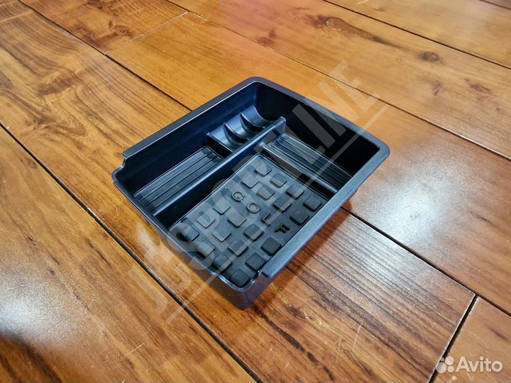 Органайзер для подлокотника VW Golf 7