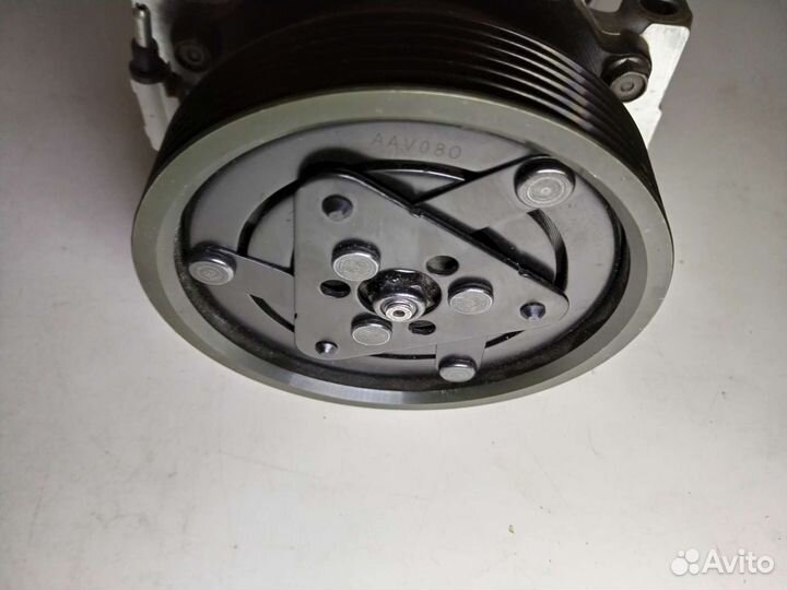 Компрессор кондиционера Renault Laguna 2