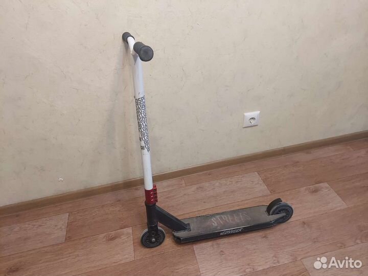 Трюковой самокат