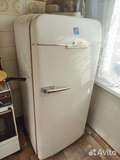 Холодильник бу