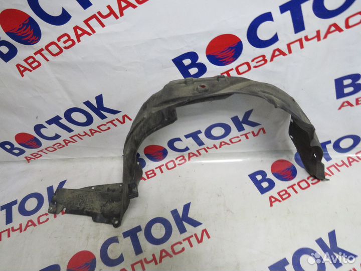 Подкрылок Перед Право mazda capella GF8P, gwew, gw
