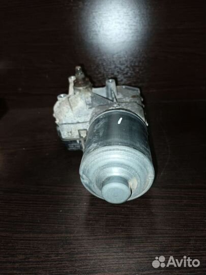 Моторчик трапеции стеклоочистителя Cayenne Touareg