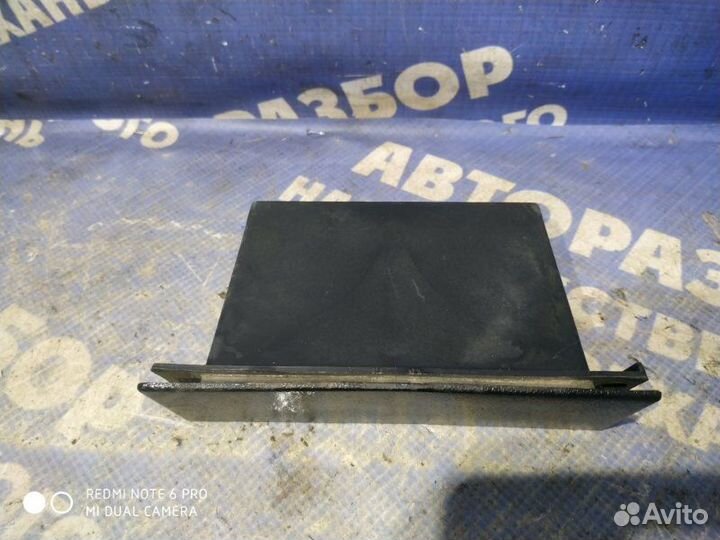 Пепельница Ваз Лада 2105 седан 2106 2000