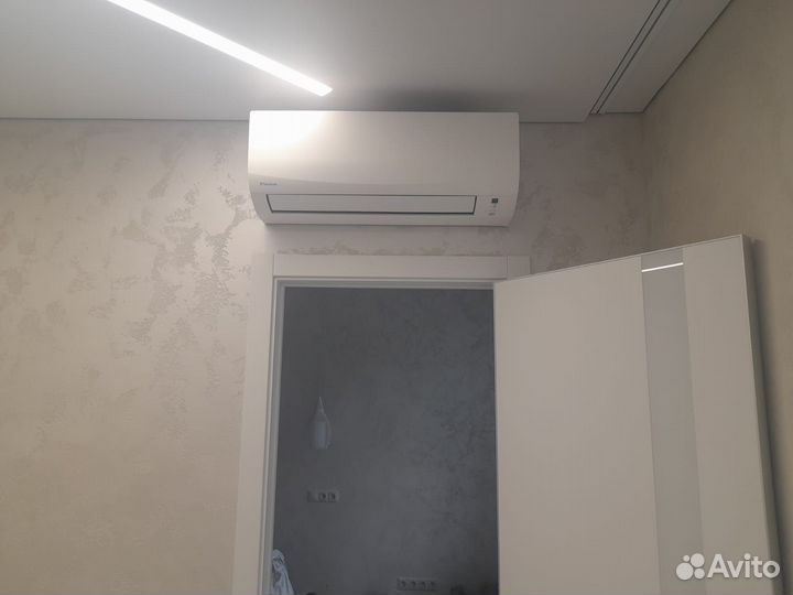 Кондиционер (сплит система ) с установкой