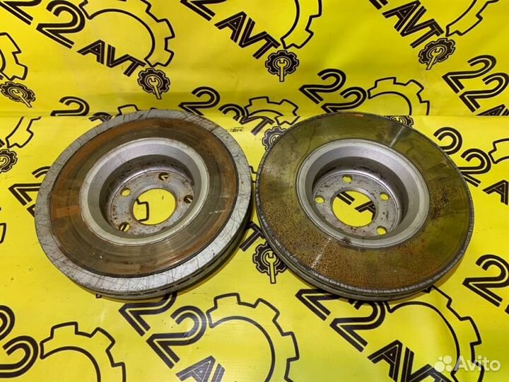 Диск тормозной комплект передний Audi A6 4F2 AUK