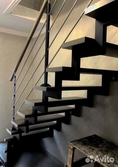 Лестница на монокосоуре