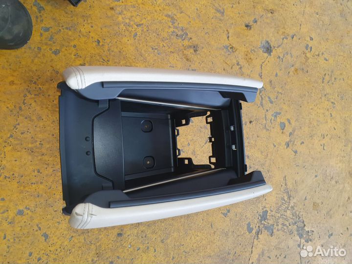 Подлокотник Bmw x5 G05