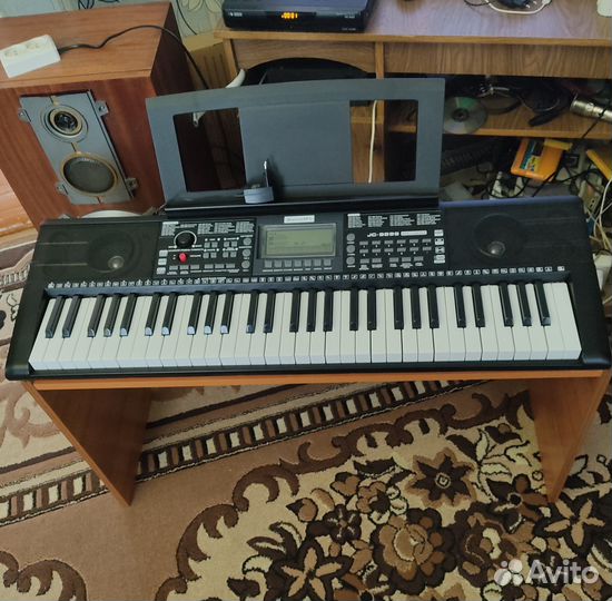 Продам синтезатор Jonson&CO JC-9699
