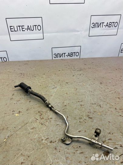 Трубка топливная Audi Q5 8R 2.0 2010