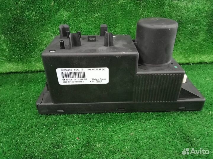 Компрессор воздушный Mercedes-Benz C200 W202