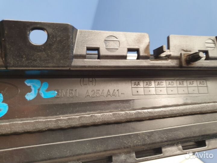 Накладка рамки двери задняя левая Ford Focus 3 2011-2019