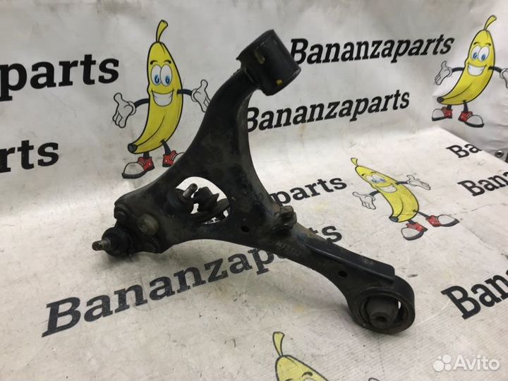 С дефектом рычаг передний правый Honda Civic 4D