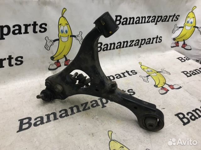 С дефектом рычаг передний правый Honda Civic 4D