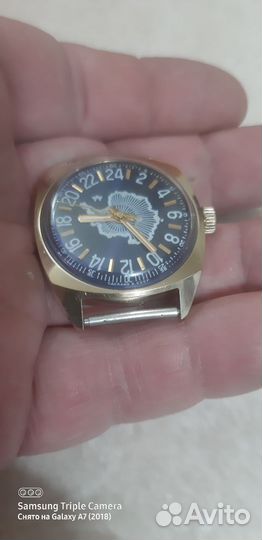 Часы ракета саэ