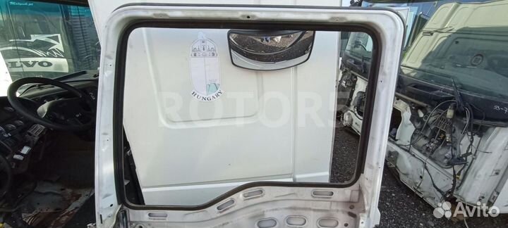 Дверь правая MAN TGA 2005