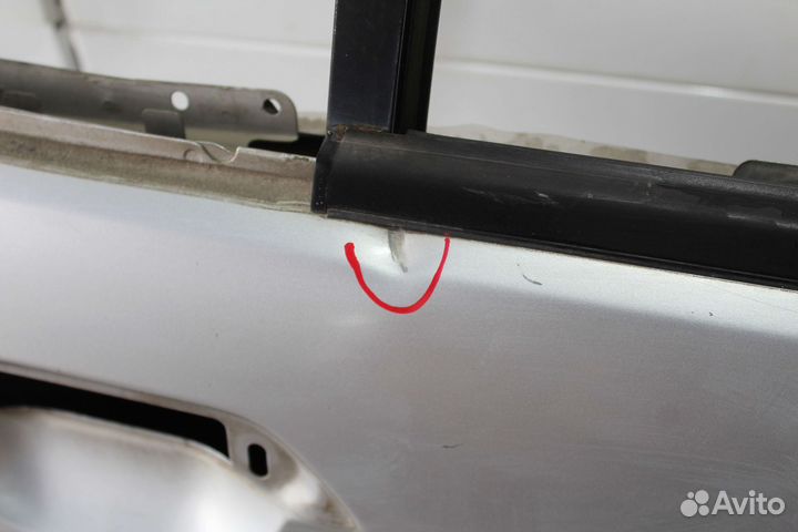 Дверь nissan bluebird 96* (жим по ребру) HU14 RR/RH