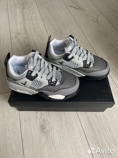 Кроссовки nike air jordan 4 детские 30-35