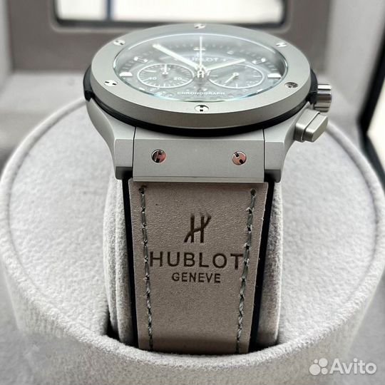 Мужские часы Hublot серые Япония