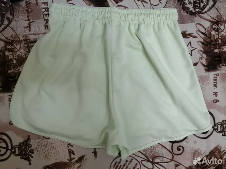Шорты новые