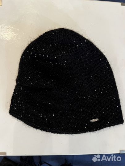 Комплект шапка, снуд, шарф черного цвета