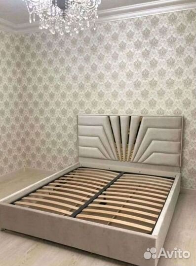 Двухместная мягкая кровать