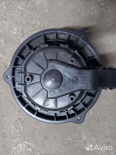 Моторчик печки Granta