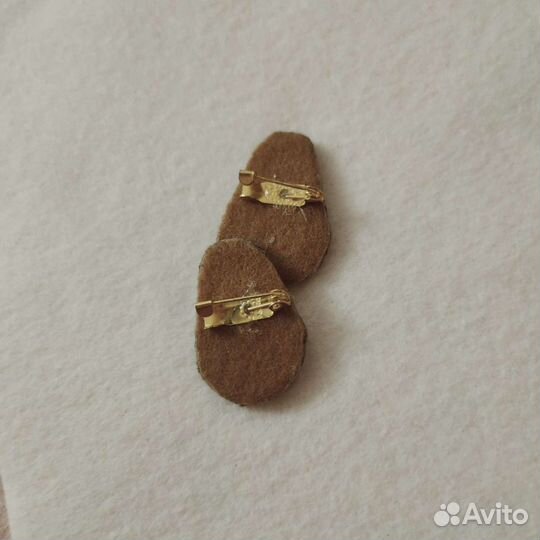 Брошь 'Авокадо'