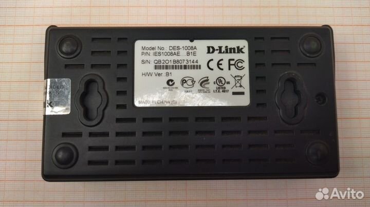 Коммутатор не управляемый D-link DES-1008A, б/у