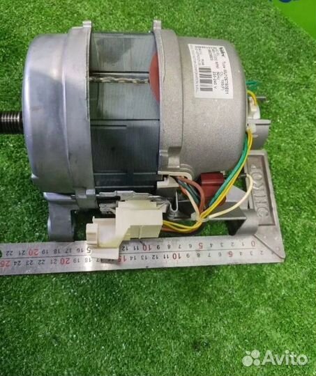 Двигатель стиральной машины Zanussi