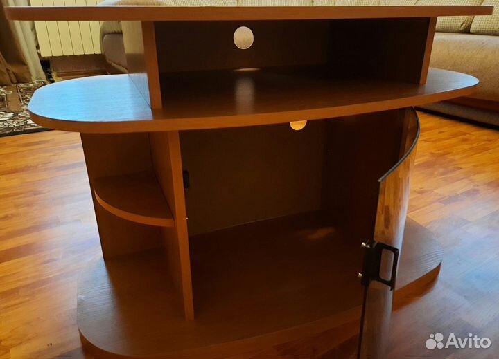 Тумба под телевизор