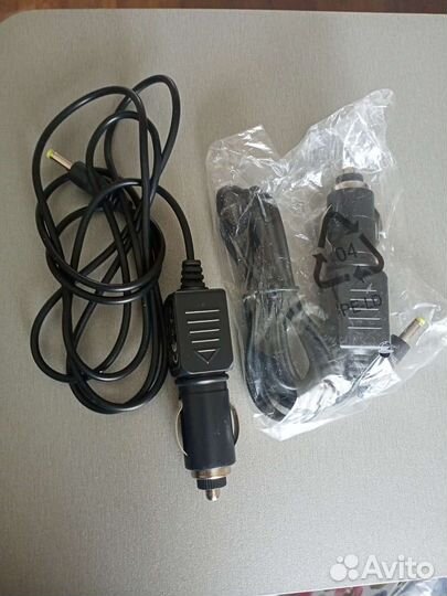 Автомобильное зарядное устройство для телефона