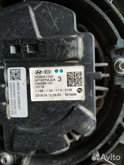 Мотор вентилятора охлаждения Хундай Санта-Фе