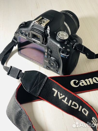 Зеркальный фотоаппарат