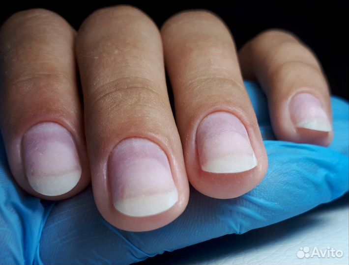 Модель на ногти