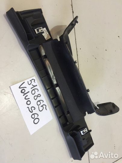 Обшивка рулевой колонки (Volvo S60)