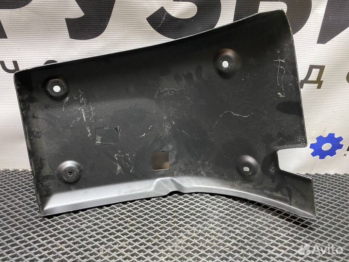 Угол бампера лев. Renault T 7482304801