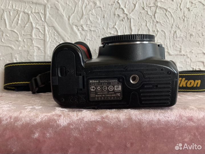 Фотоаппарат Nikon D3100 body
