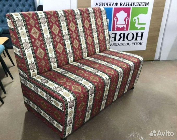 Диван для ресторана, кафе и гостиницы
