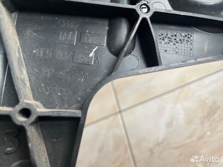 Кронштейн бампера задний Audi A 4 B 7 С 2006 По