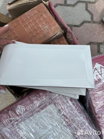 Плитка кабанчик белая