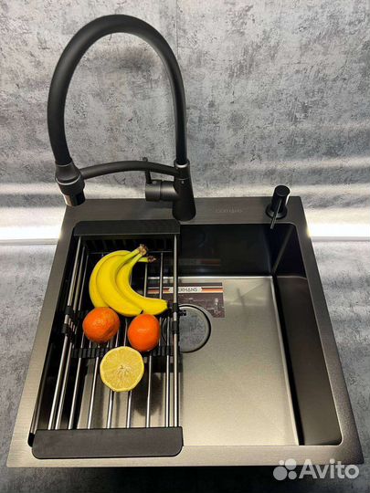 Коландер чёрный для кухонной мойки