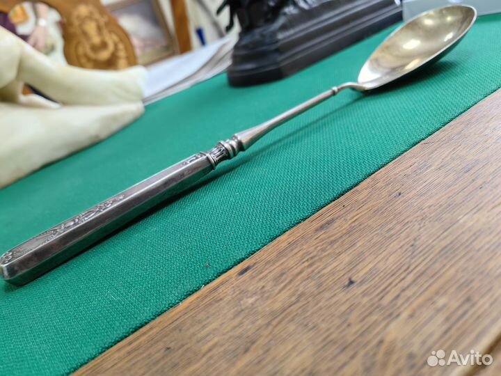 Серебряная сервировочная ложка для салата. 84пр