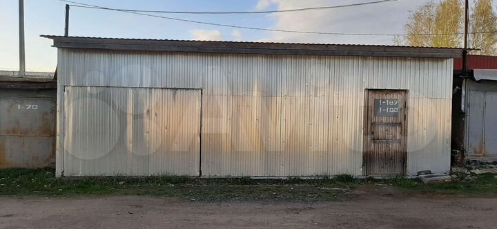 Гараж, > 30 м²