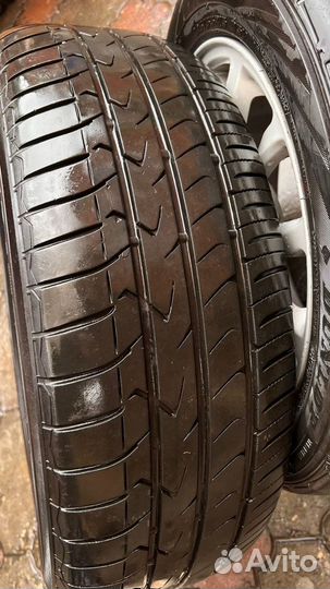 Toyo Tranpath MPZ 215/60 R17