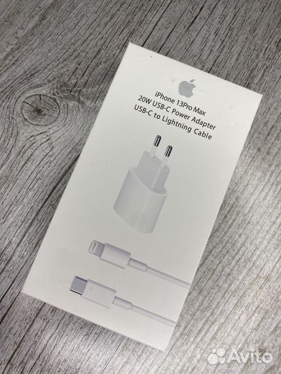 Аксессуары для iPhone