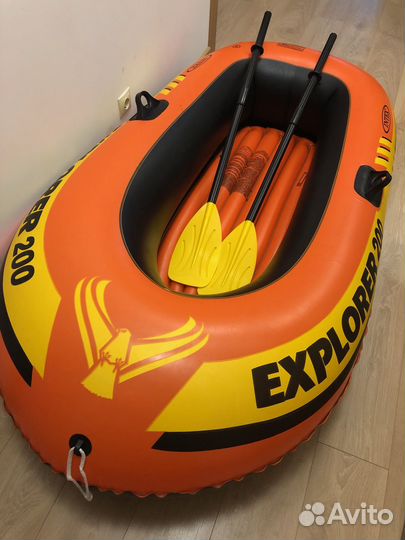 Детская надувная лодка
