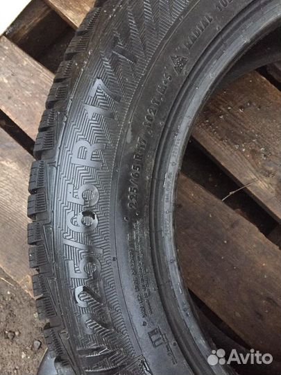 Gislaved NordFrost 100 SUV 225/65 R17 102