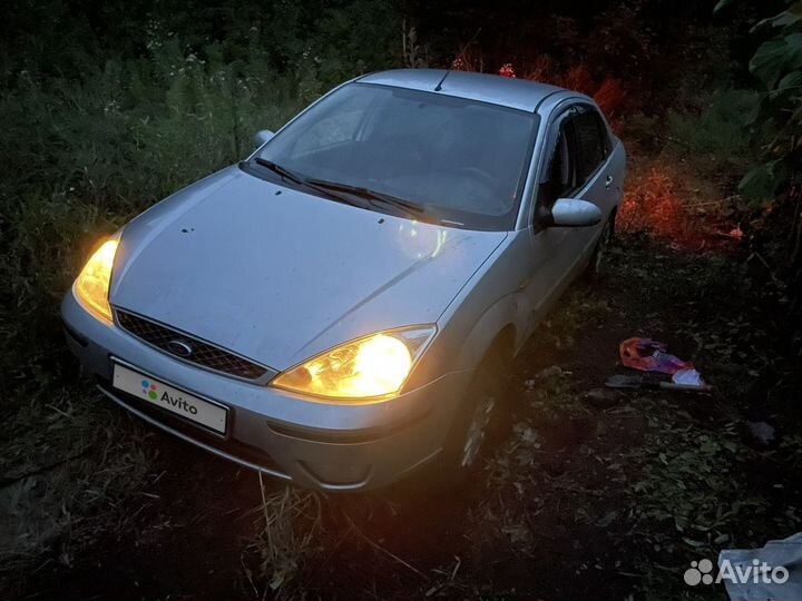 Ford Focus 1.8 МТ, 2004, битый, 190 000 км