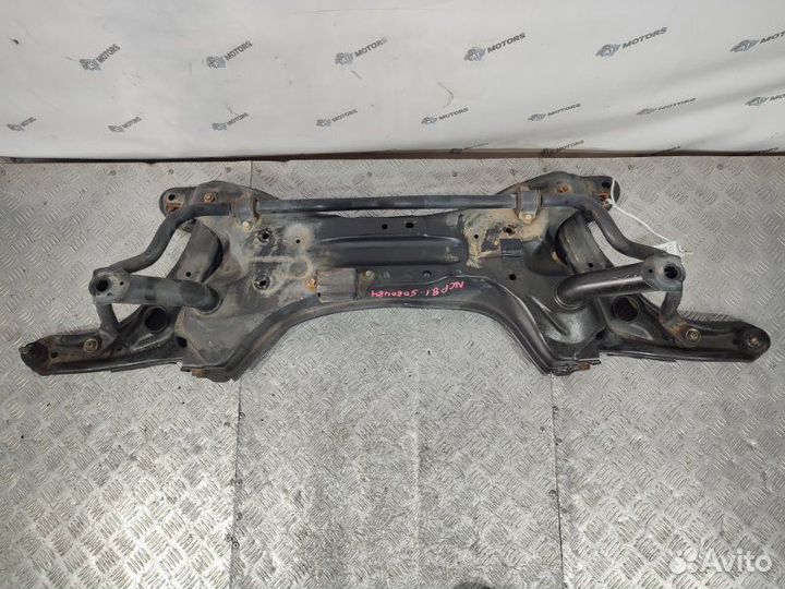Балка под двс передняя Toyota Sienta NCP81 1nzfe